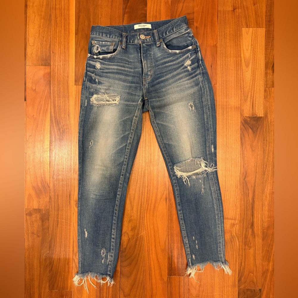 Moussy Vintage Distressed Ankle Jeans in Blue Size 27